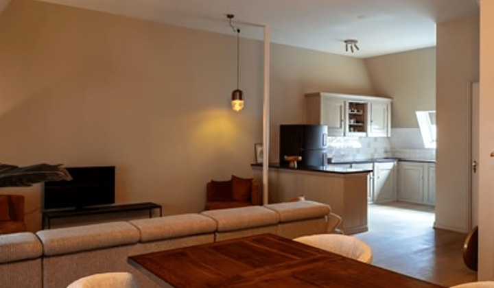 Kamer | 25m² | €2400,-