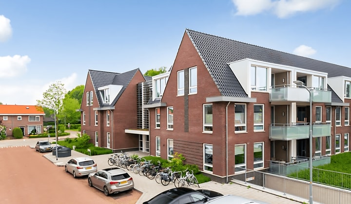Kamer | 76m² | €1403,-