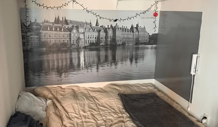 Gemeubileerde kamer met privébadkamer en wifi