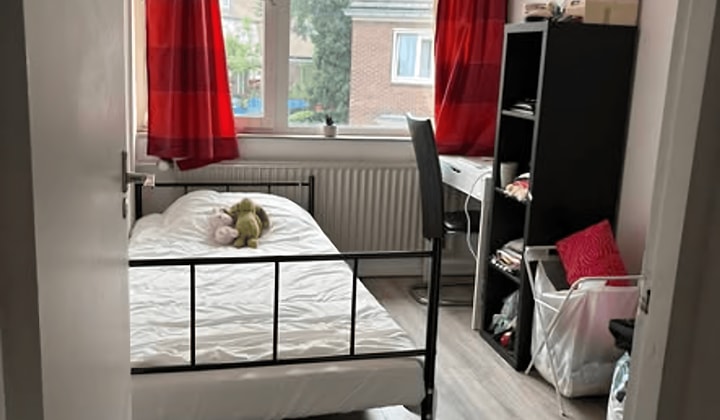 Gemeubileerde kamer met tuin, alleen voor vrouwen
