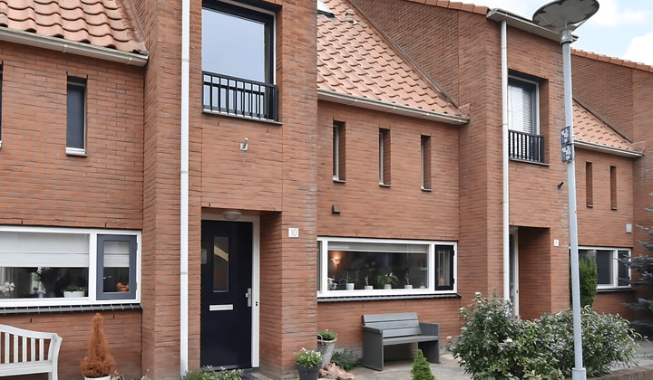 Kamer | 129m² | €2650,-