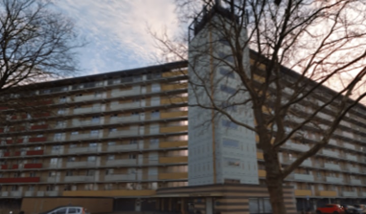 Appartement met balkon en parkeerplaats voor senioren