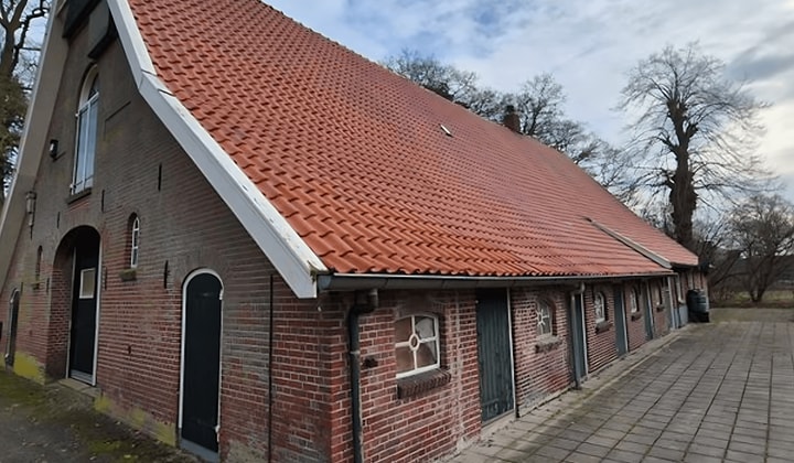 Huis | 323m² | €238,-