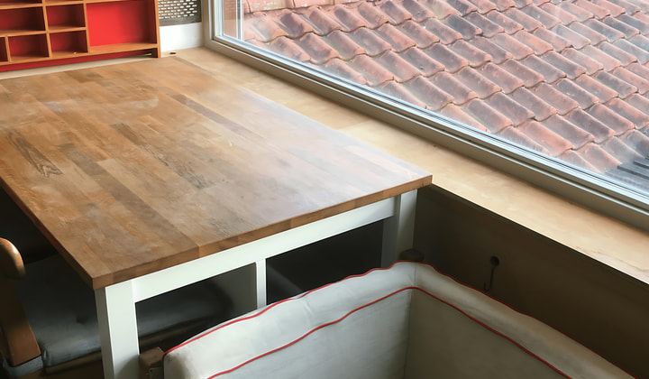 Gemeubileerde privé kamer met parkeergelegenheid en inschrijving