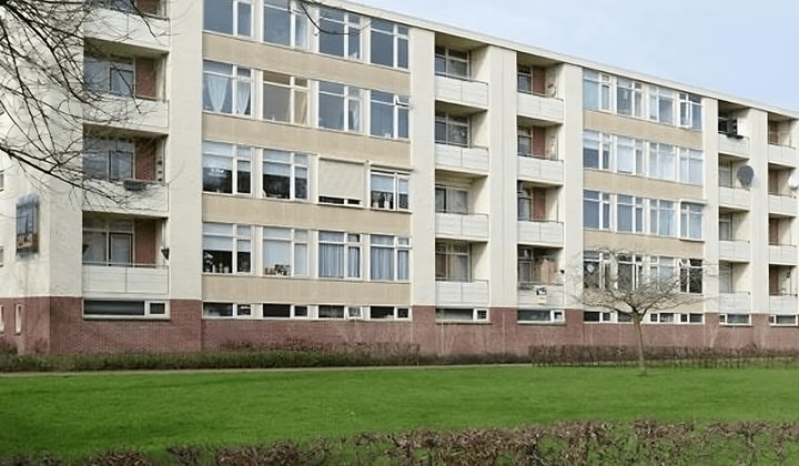 Appartement met Balkon en Gestoffeerd
