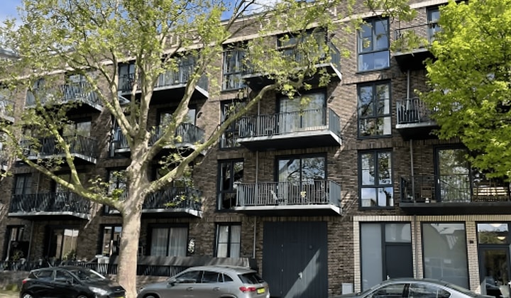 Kamer | 72m² | €1840,-