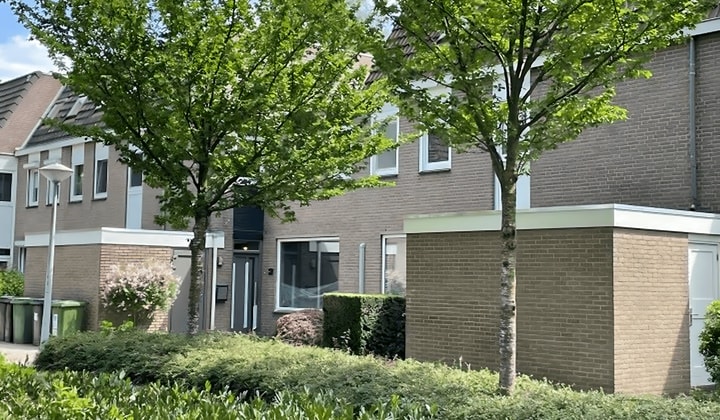 Huis | 154m² | €2300,-