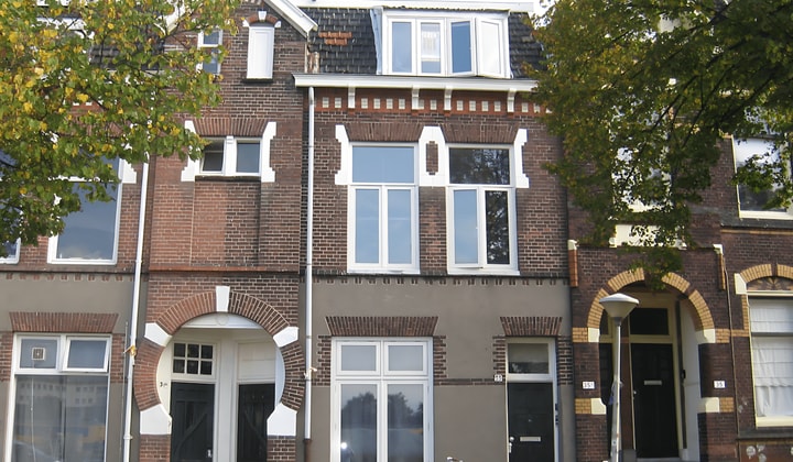 Kamer met eigen keuken en gedeelde voorzieningen