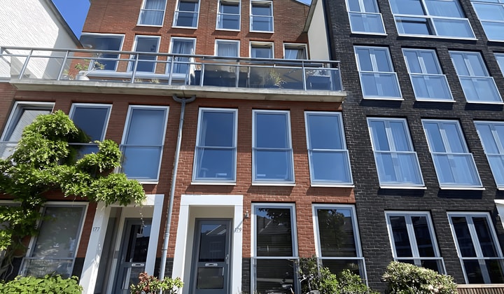 Huis · 137 m² · €2950,-