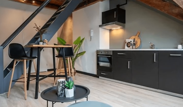 Kamer | m² | €1050,-