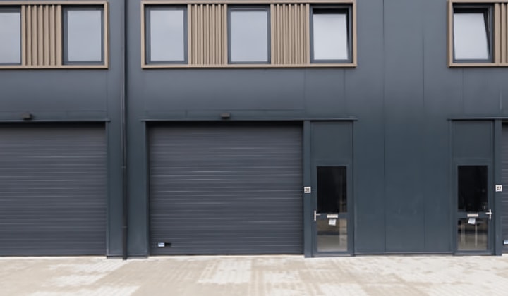 Bedrijfsruimte | 156m² | €995,-