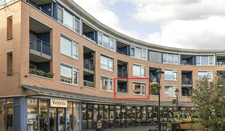 Huis | m² | €1350,-