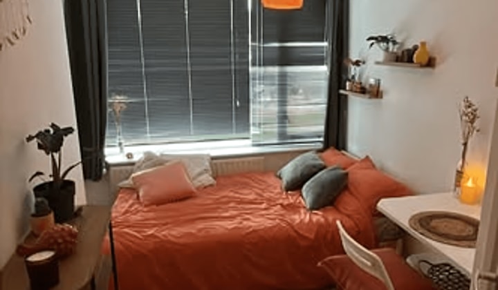 Kleine kamer met balkon en all-in prijs