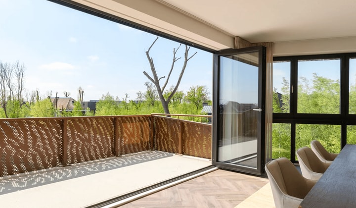 Huis | 253m² | De Krijgsmanlaan | €4000,-