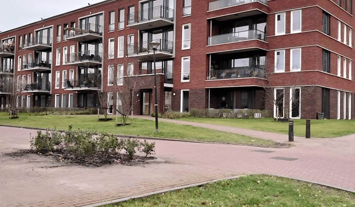 Appartement met 2 slaapkamers en eigen parkeerplaats