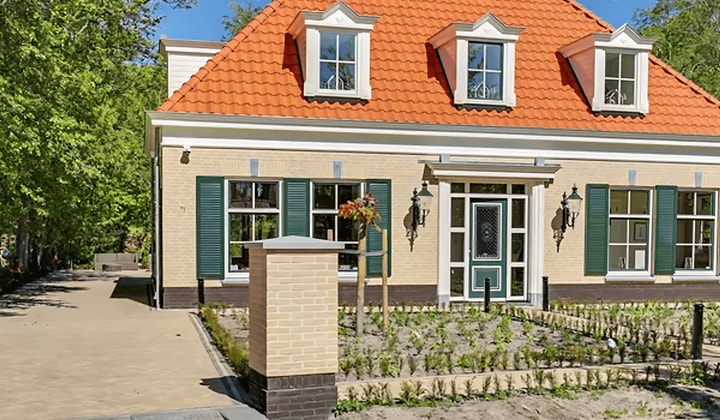 Vrijstaande villa met tuin en gemeubileerd comfort