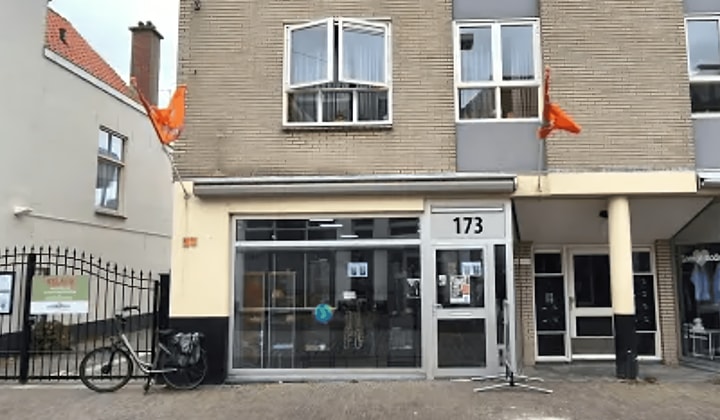 Bedrijfsruimte · 105 m² · €1650,-