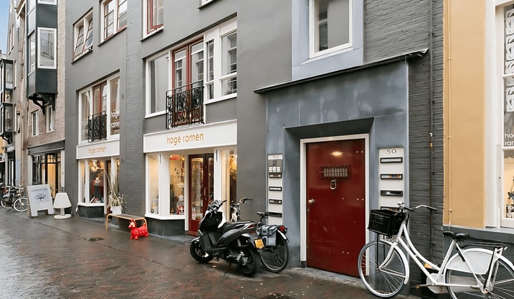 Studio met 1 slaapkamer in beschermd stadsgezicht, tijdelijk verhuur, kaal