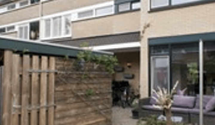 Kamer | 140m² | €1900,-