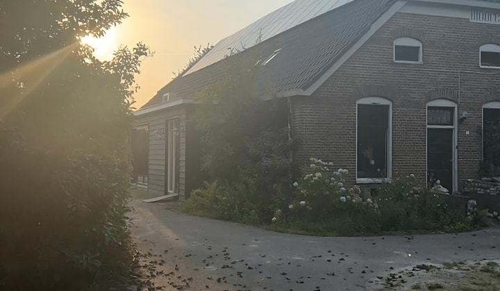 Kamer | 148m² | €1995,-
