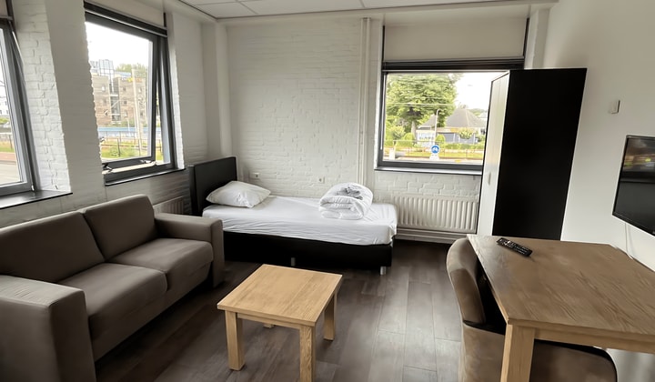 Gemeubileerde studio met parkeerplaats en all-in prijs