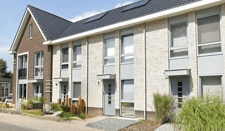 Kamer | m² | €8888,-