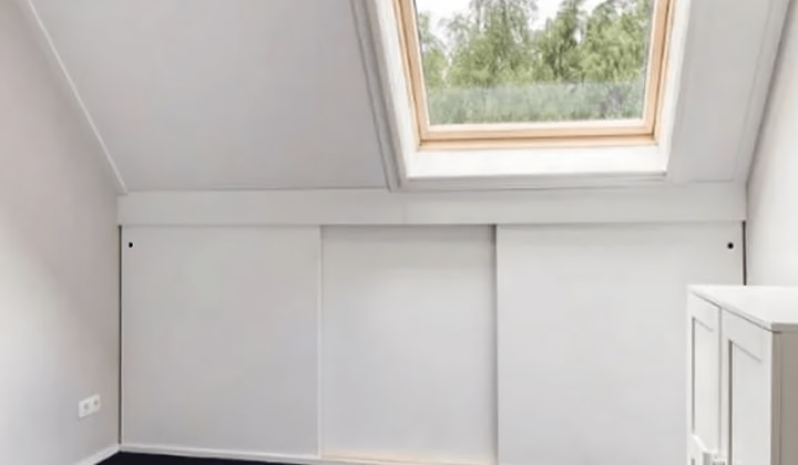 Kamer | 98m² | €650,-