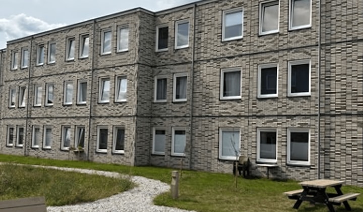 Compact appartement zonder slaapkamers met parkeergelegenheid
