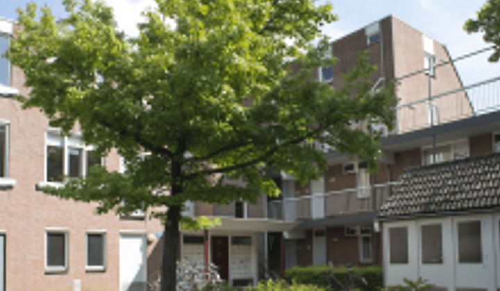 Appartement met aparte slaapkamer en privéparkeergelegenheid