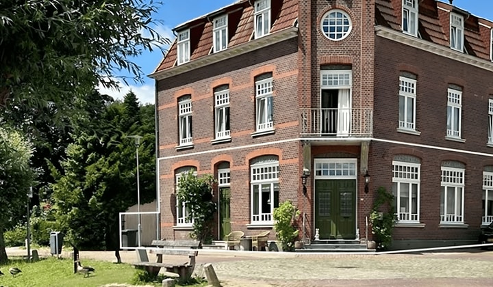 Kamer | 18m² | €2745,-