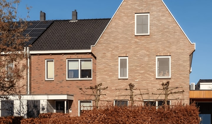 Huis | 160m² | €2295,-