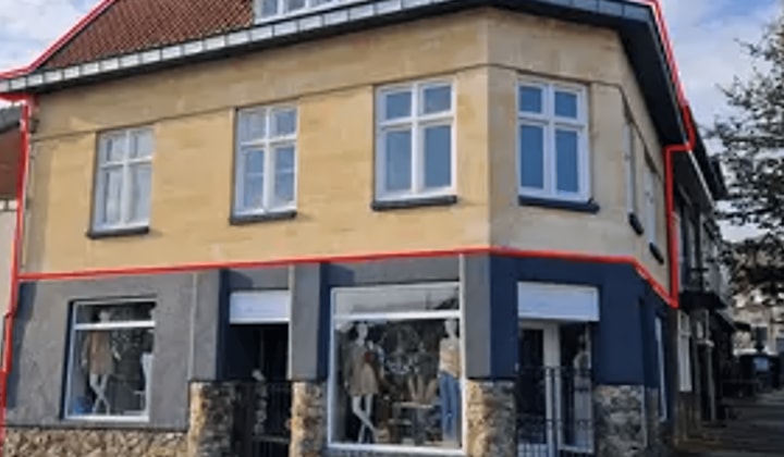 Bovenwoning met tuin, monumentaal en parkeerplaats