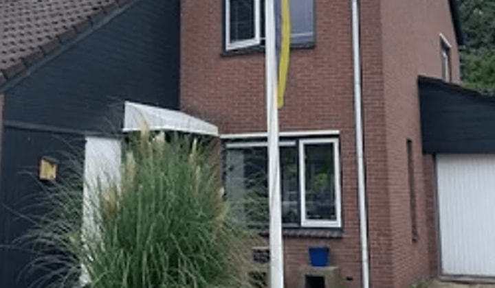 Kamer | 110m² | €1500,-