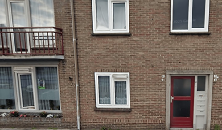 Appartement met tuin en parkeerplaats