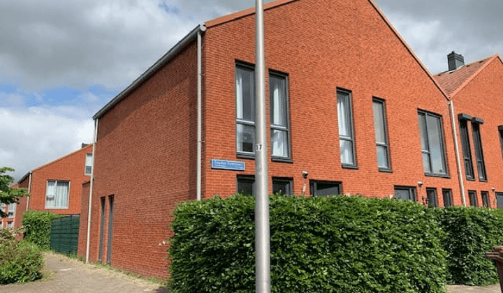 Kamer | 119m² | €2650,-