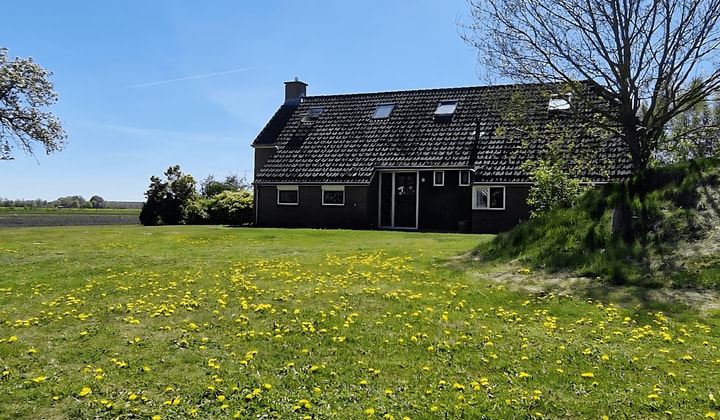 Huis | 188m² | €2445,-