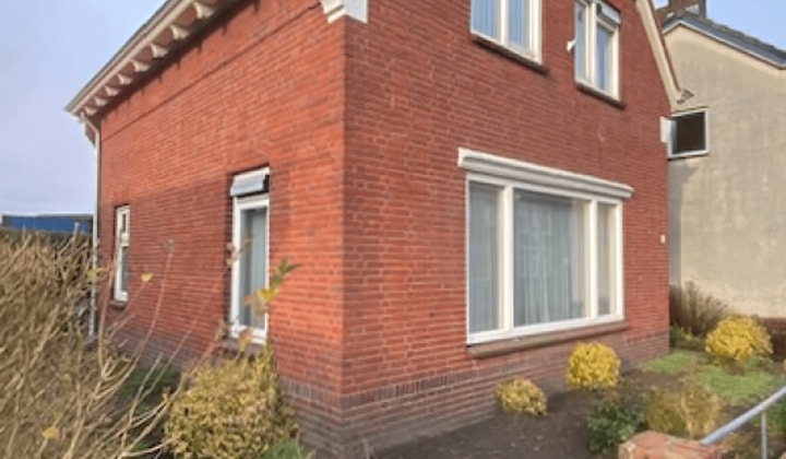 Huis | 104m² | €1350,-