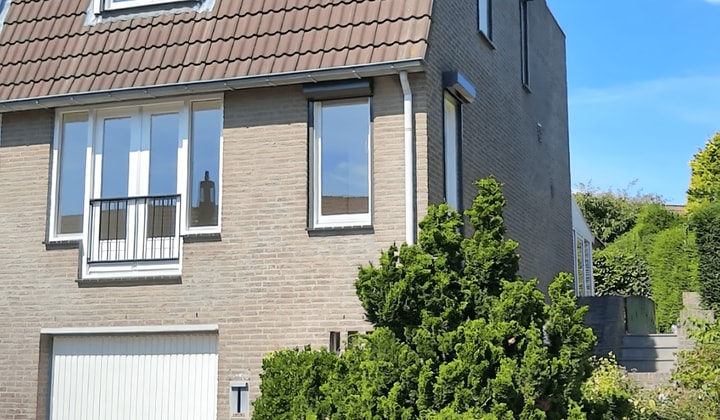 Kamer | 85m² | €1295,-
