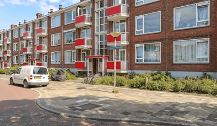 Portiekwoning met balkon en twee slaapkamers