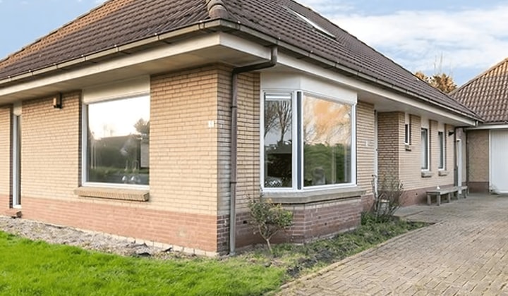 Huis | m² | €1500,-