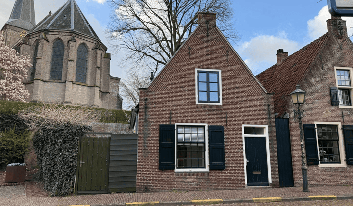 Huis | 61m² | Kerkstraat | €1895,-