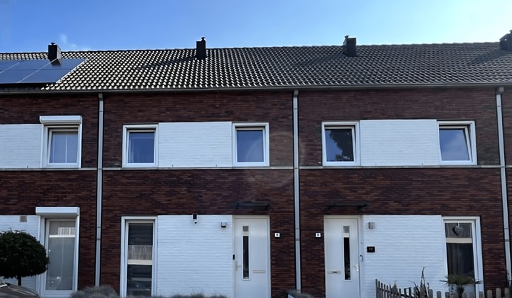 Ruime eengezinswoning met tuin en vier slaapkamers