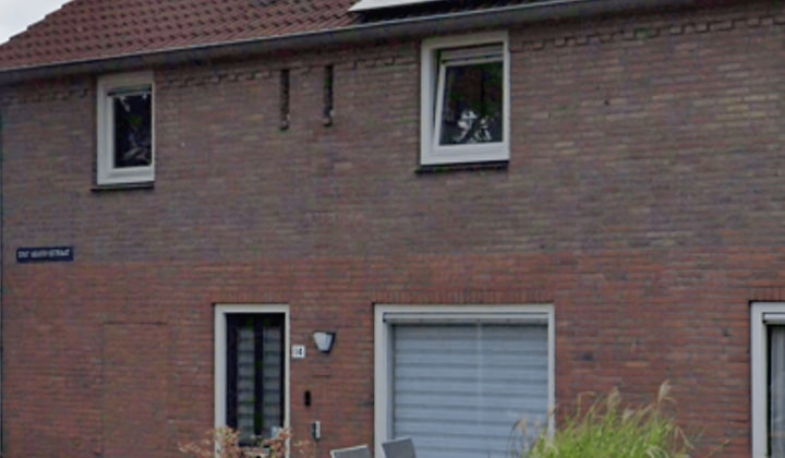 Eengezinswoning met tuin en parkeerplek