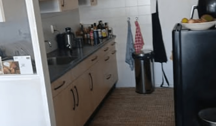 Kamer | m² | €875,-