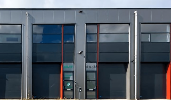Bedrijfsruimte · 130 m² · €1200,-