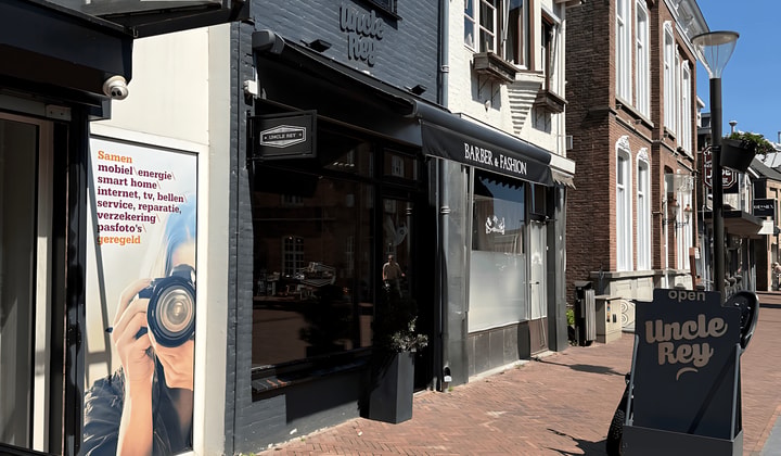 Gemeubileerd appartement met tuin en parkeergelegenheid