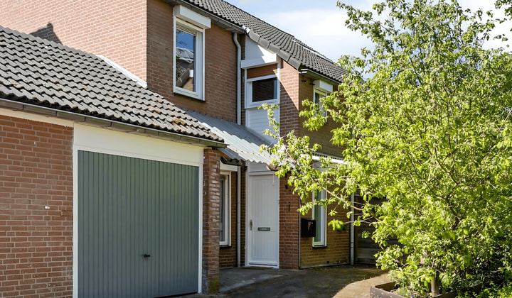 Huis | 142m² | Fossielenerf | €1695,-