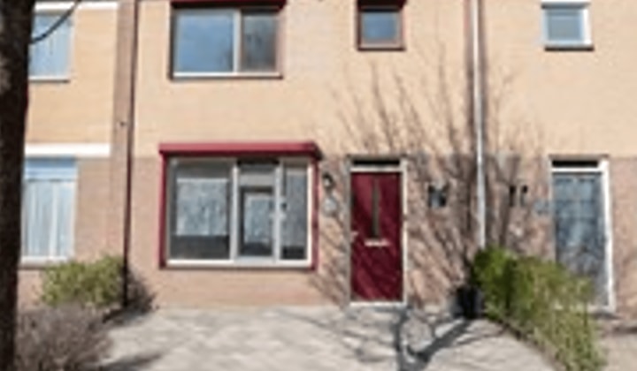 Kamer | 77m² | €980,-