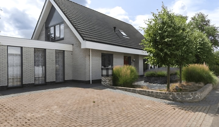 Huis | 216m² | Oranjeveld | €2700,-