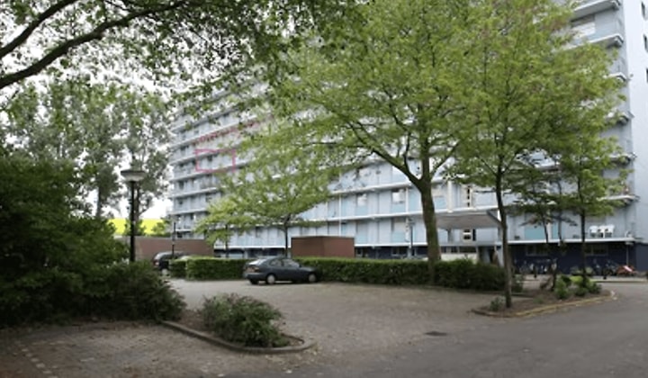 Appartement met 3 slaapkamers en balkon met parkeerplaats